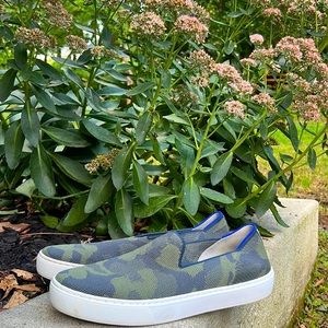 Camouflage slip on sneakers, size 8